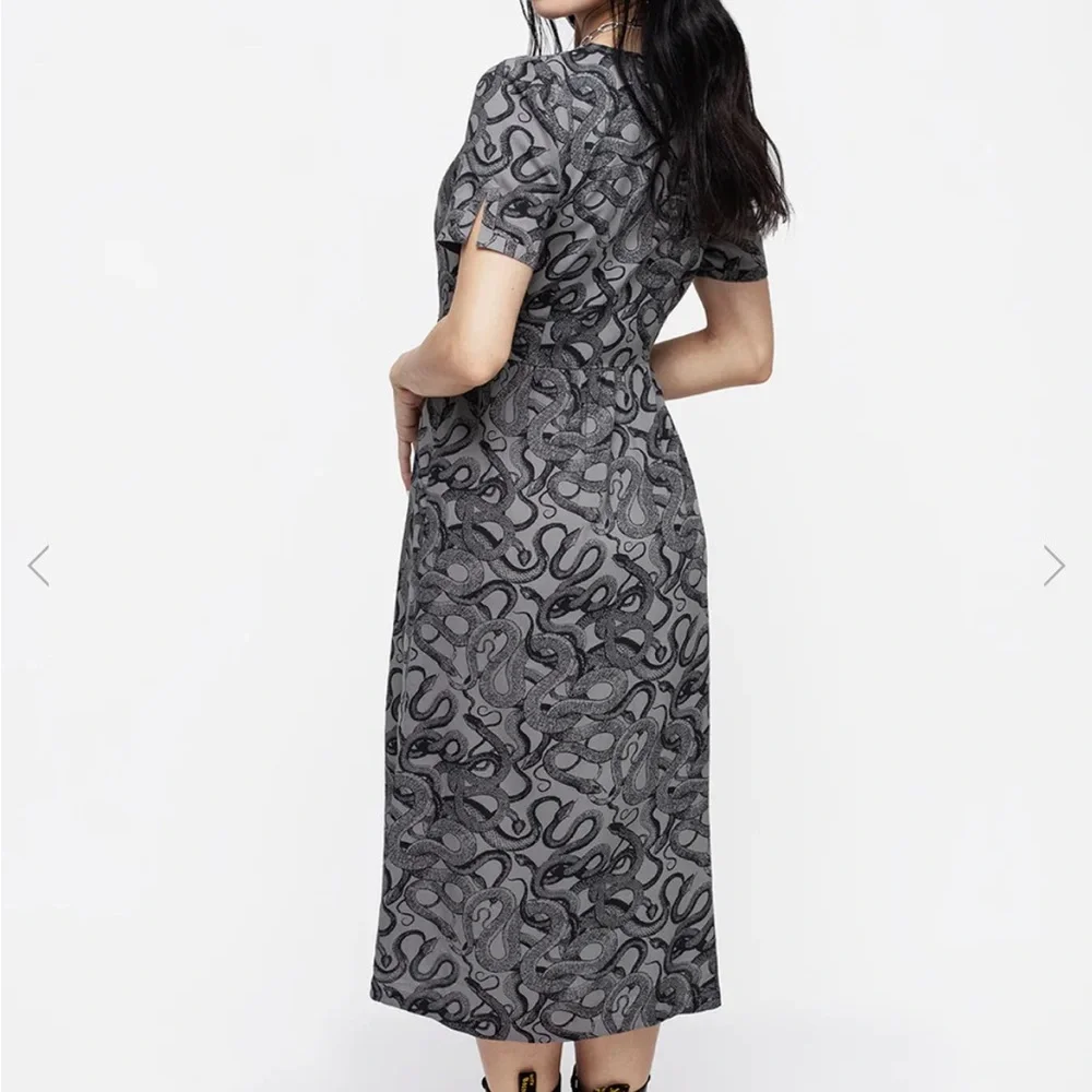 Disturbia snake print midi dress - Picture 2 of 7